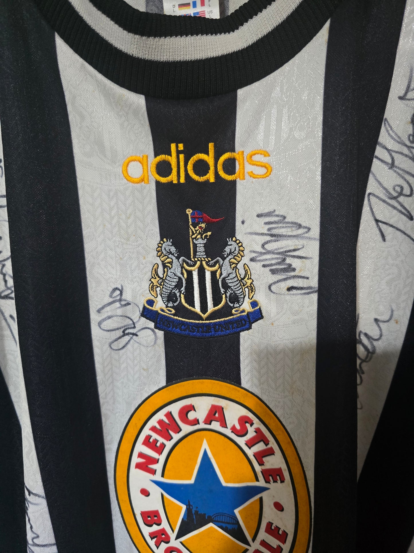 Newcastle United 1997/99 Adidas Home Shirt, Squad signed.