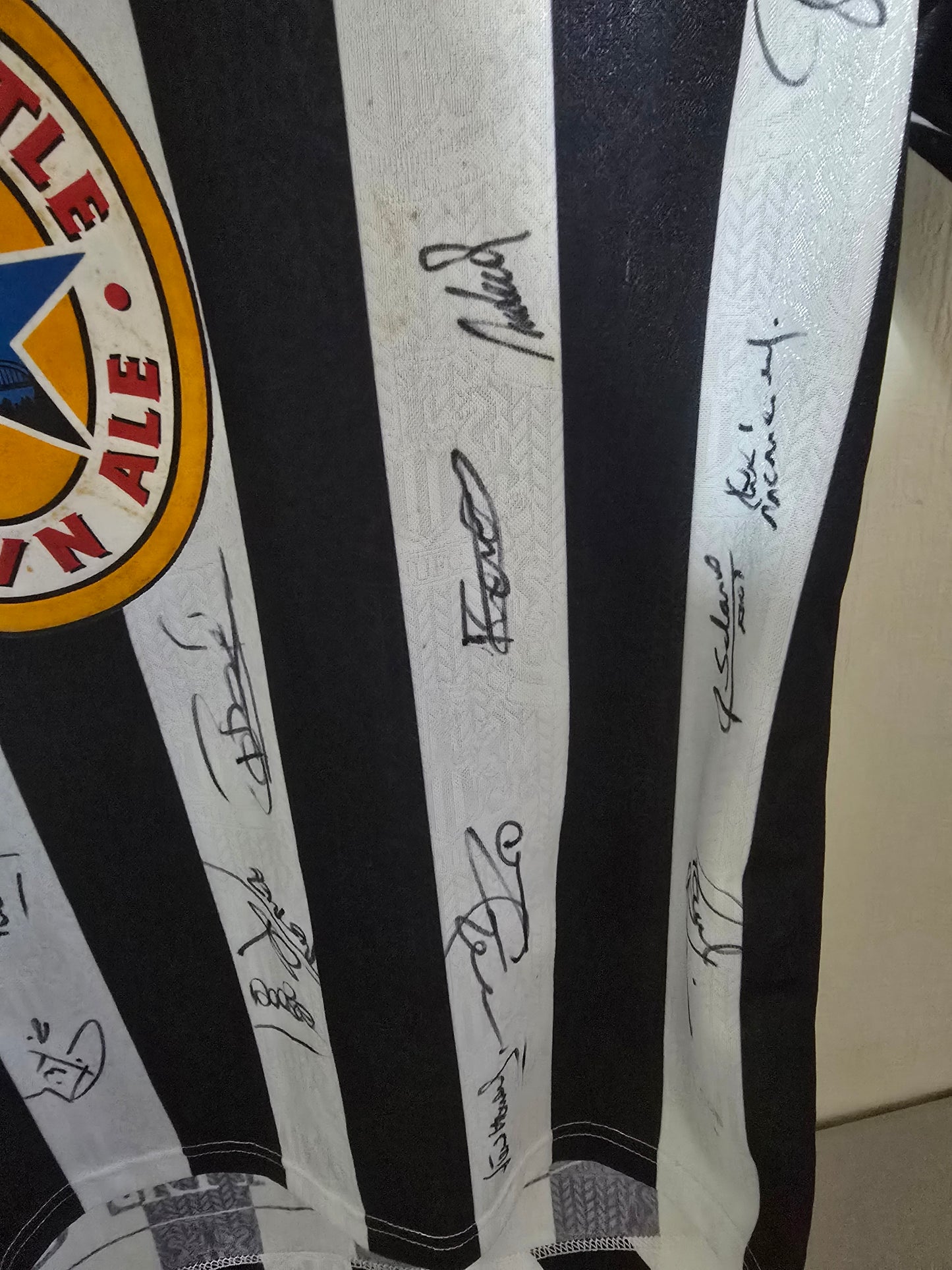 Newcastle United 1997/99 Adidas Home Shirt, Squad signed.