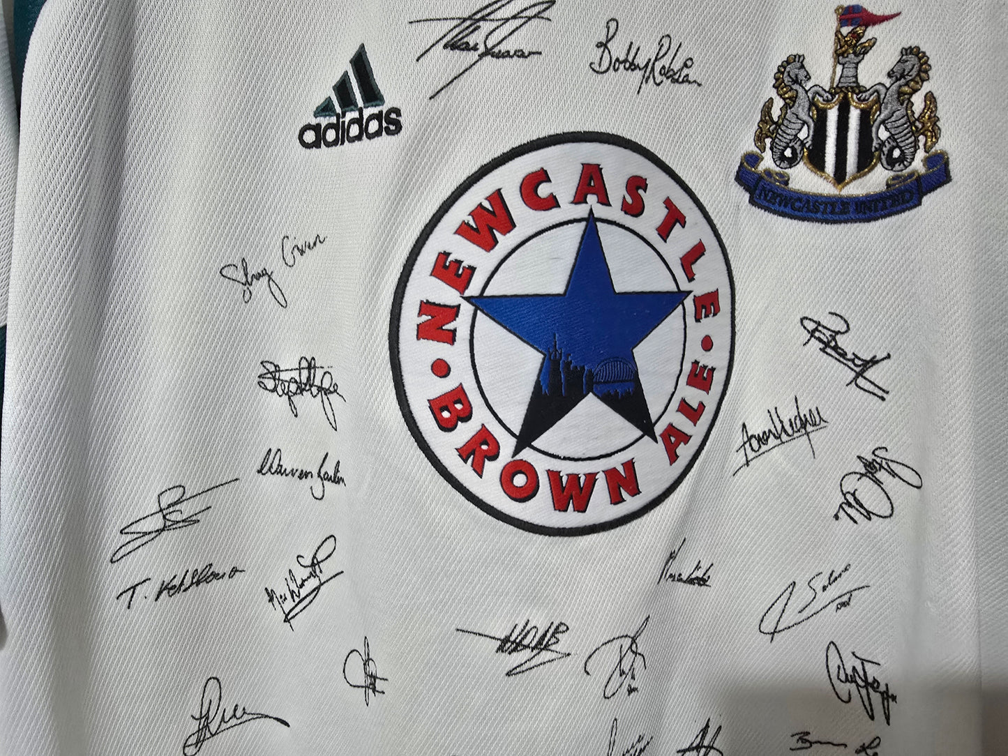 Newcastle United 1999/00 Adidas Away Shirt, Squad Signed.