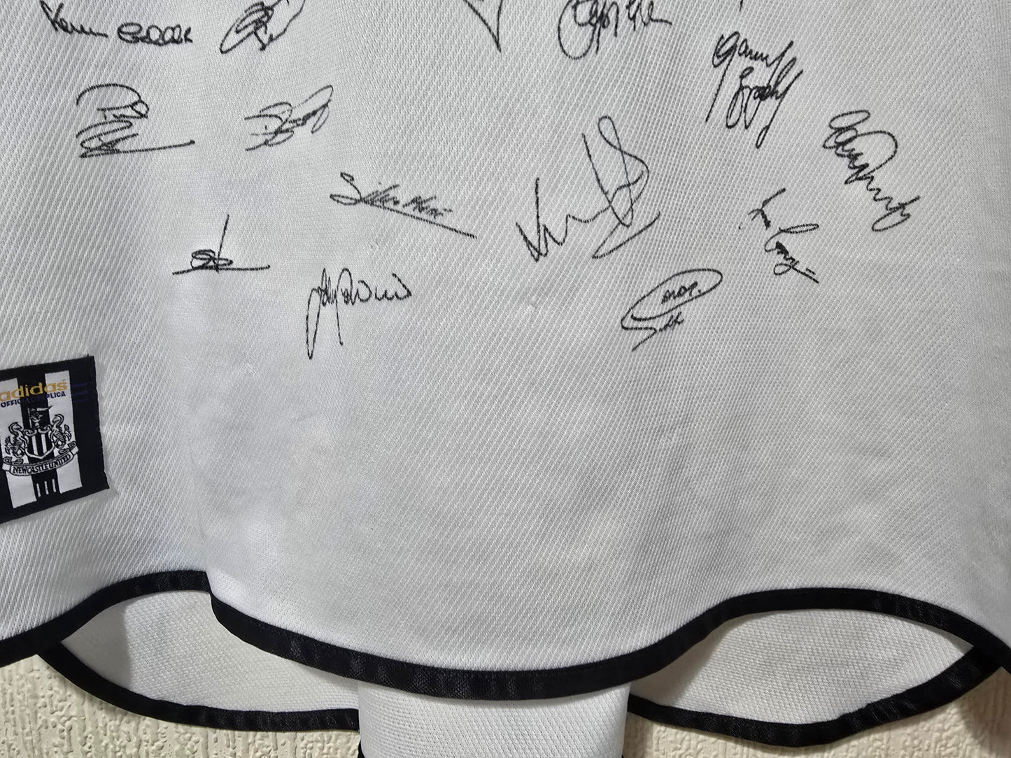 Newcastle United 1999/00 Adidas Away Shirt, Squad Signed.