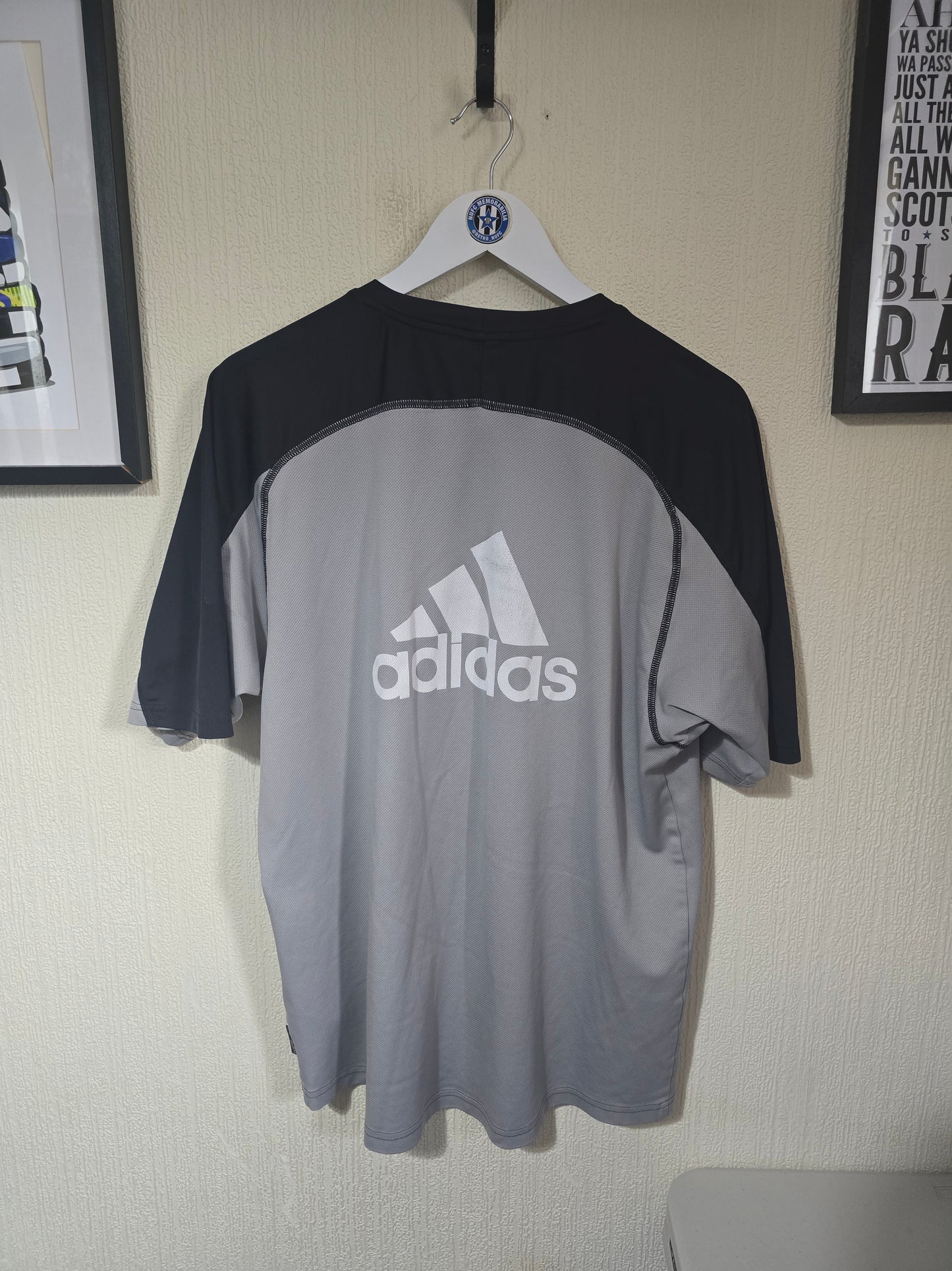 Newcastle United 2002/03 Player worn Adidas training shirt - XL