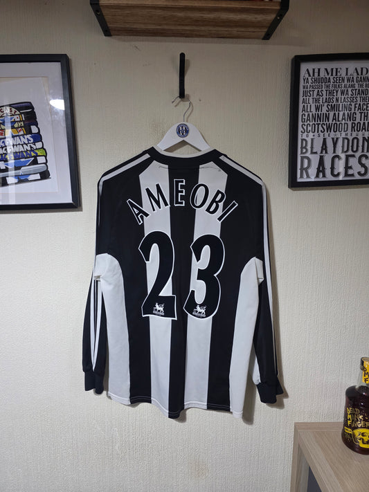 Newcastle United 2001/03 Adidas Long Sleeved Home shirt #23 AMEOBI - Medium