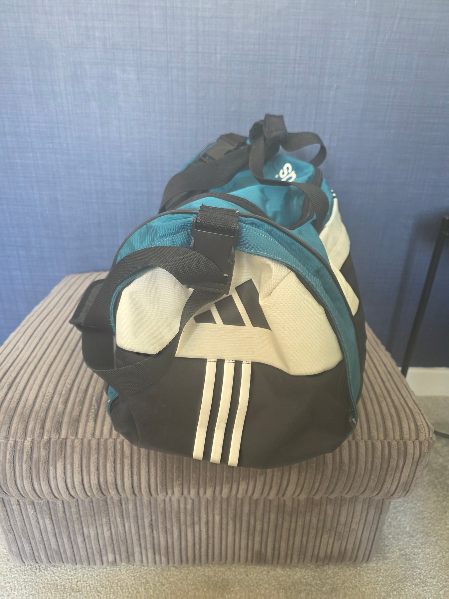 Newcastle United 90s Adidas Holdall