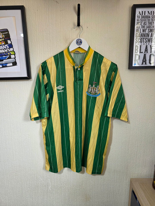Newcastle United 1988/90 Umbro Away Shirt - Large