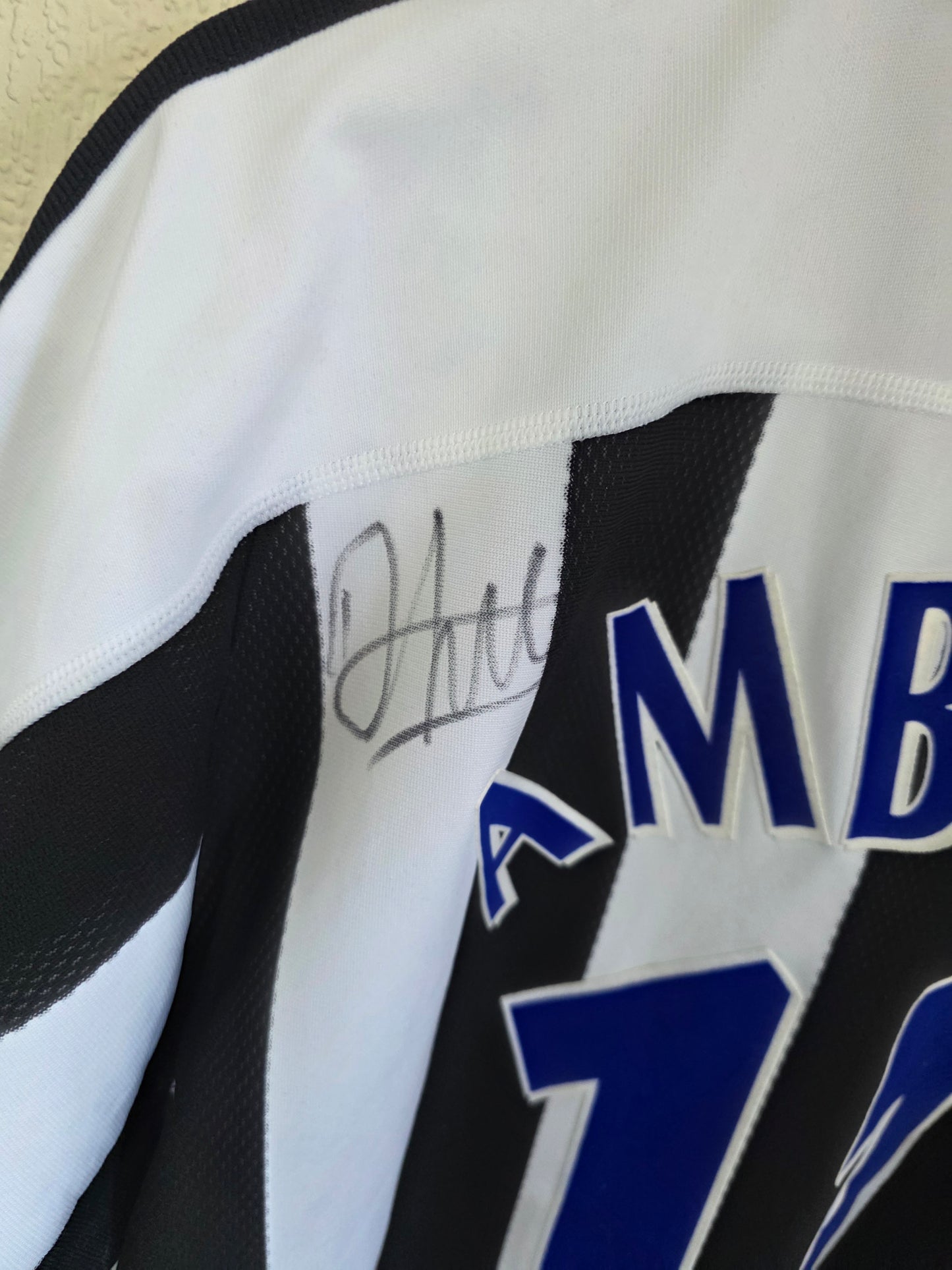 Newcastle United 2003/05 Darren Ambrose match worn shirt