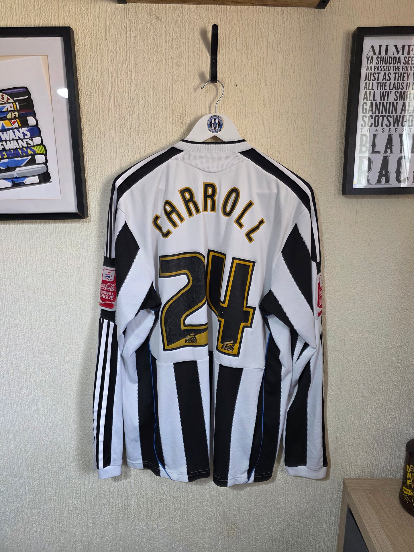 Newcastle United 2009/10 Adidas L/S Andy Carroll worn home shirt - XL