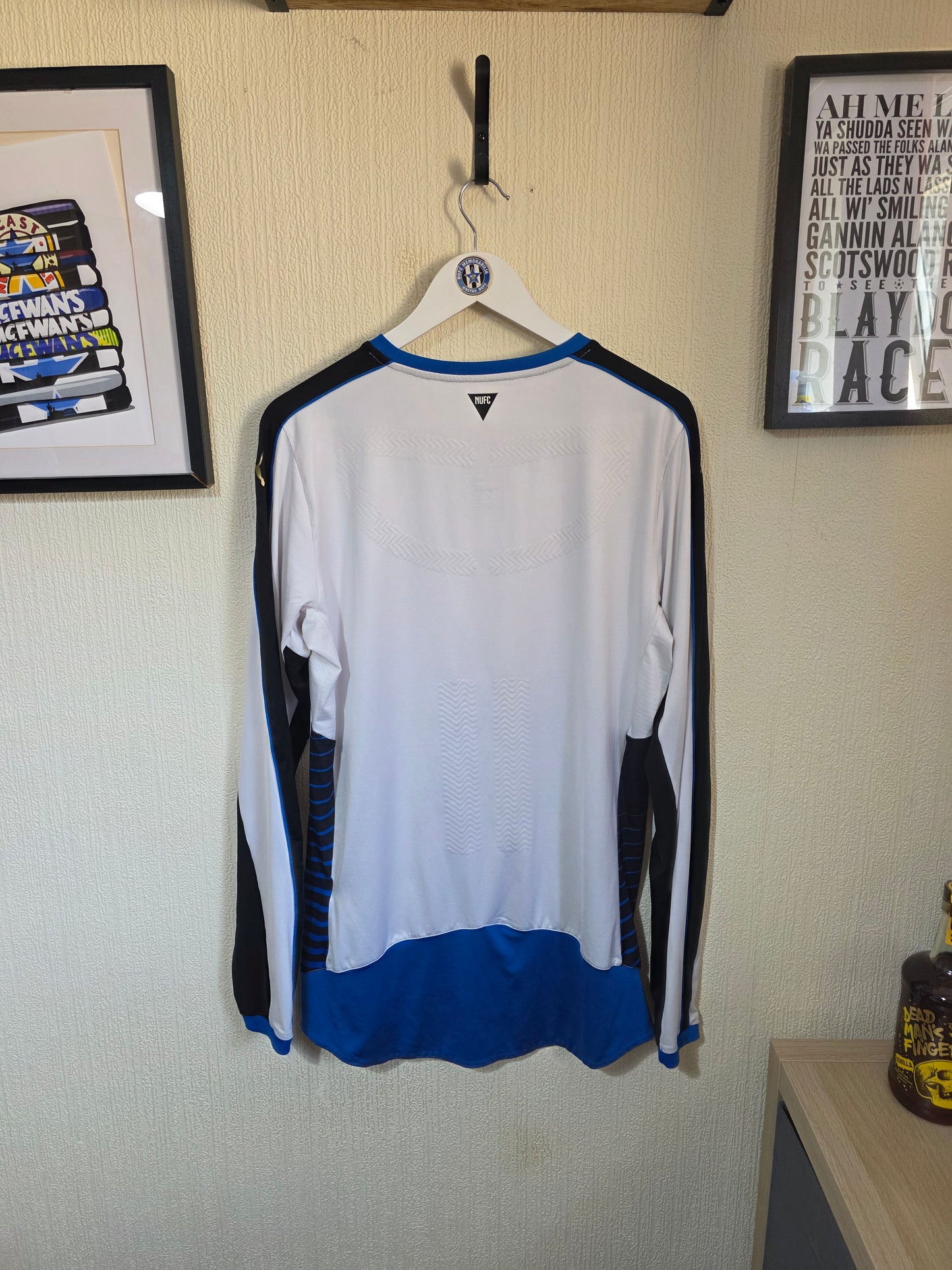 Newcastle United 2014/15 Puma L/S player version home shirt - XL