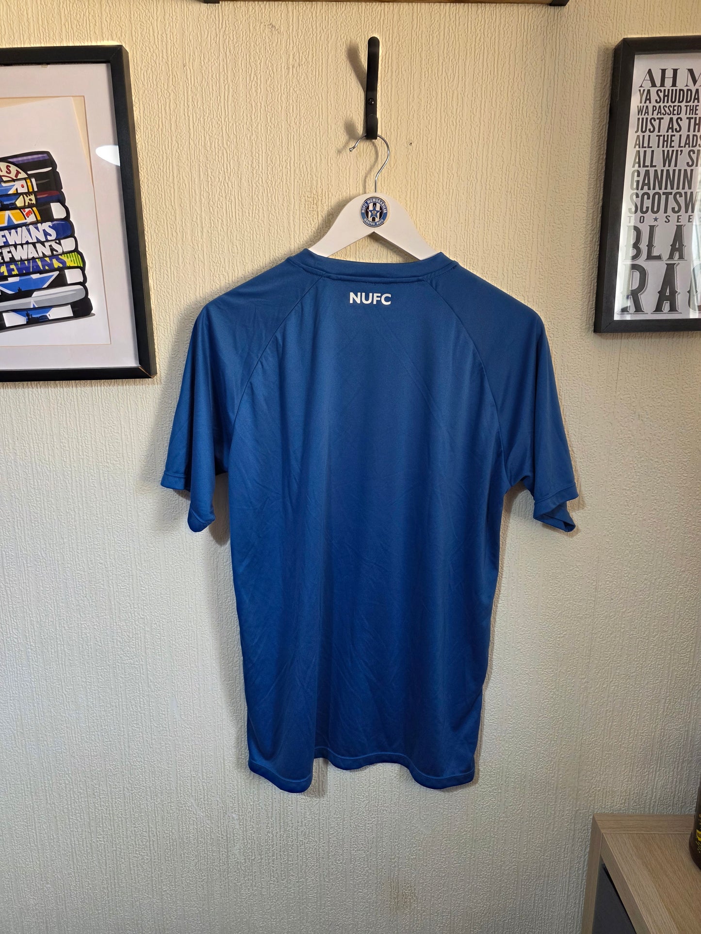 Newcastle United 2021/22 Castore player worn training shirt - Medium