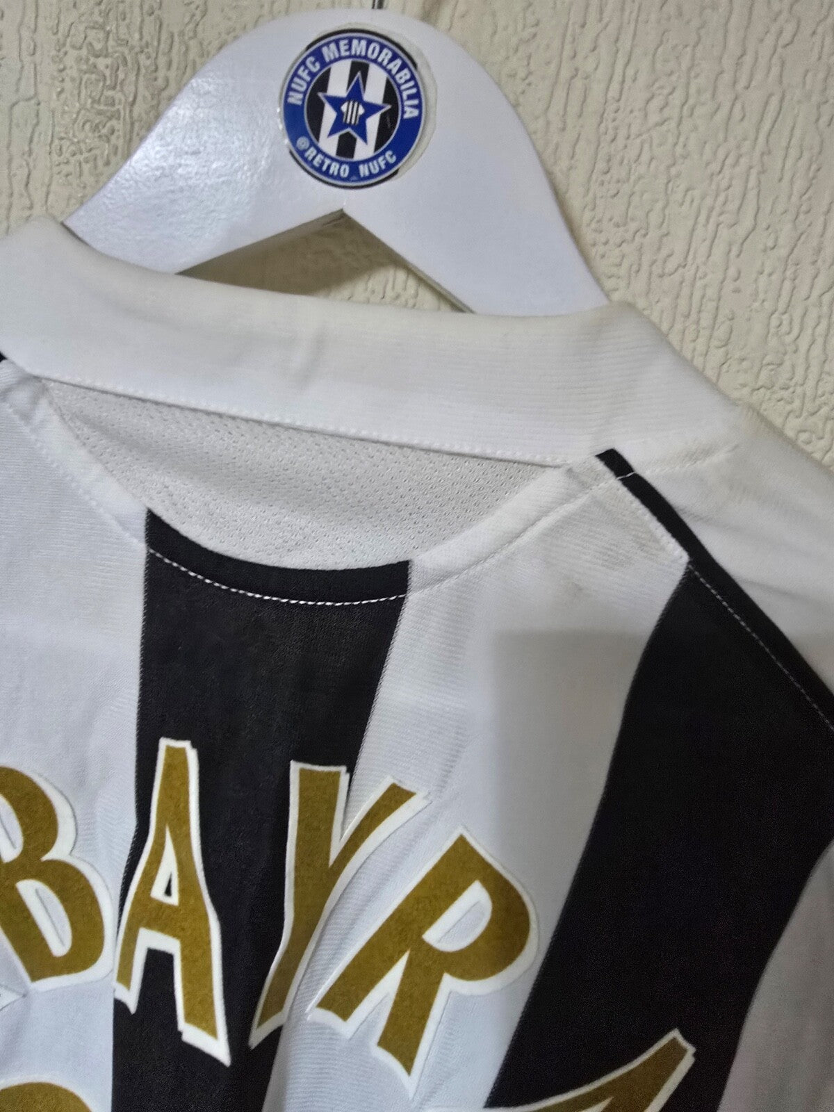 Newcastle United 2005/06 Matchworn home shirt #33 BABAYARO v Mansfield FA cup