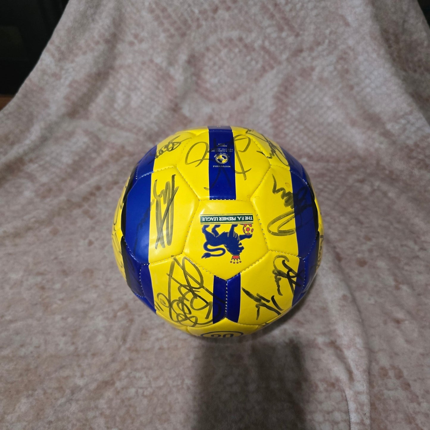 Newcastle United 2004/05 Signed football with COA