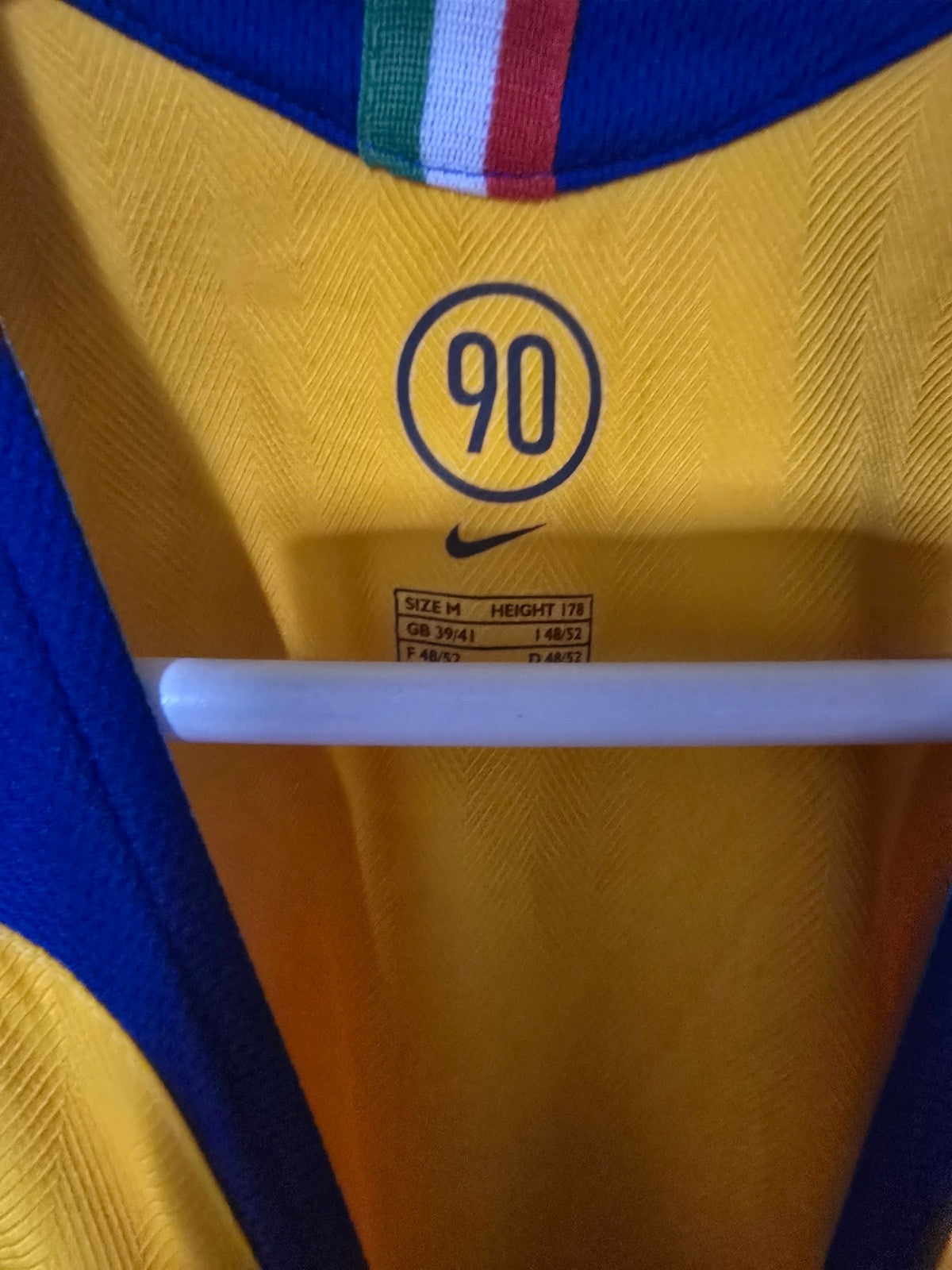 Juventus 2005/06 Nike Third Shirt - Medium