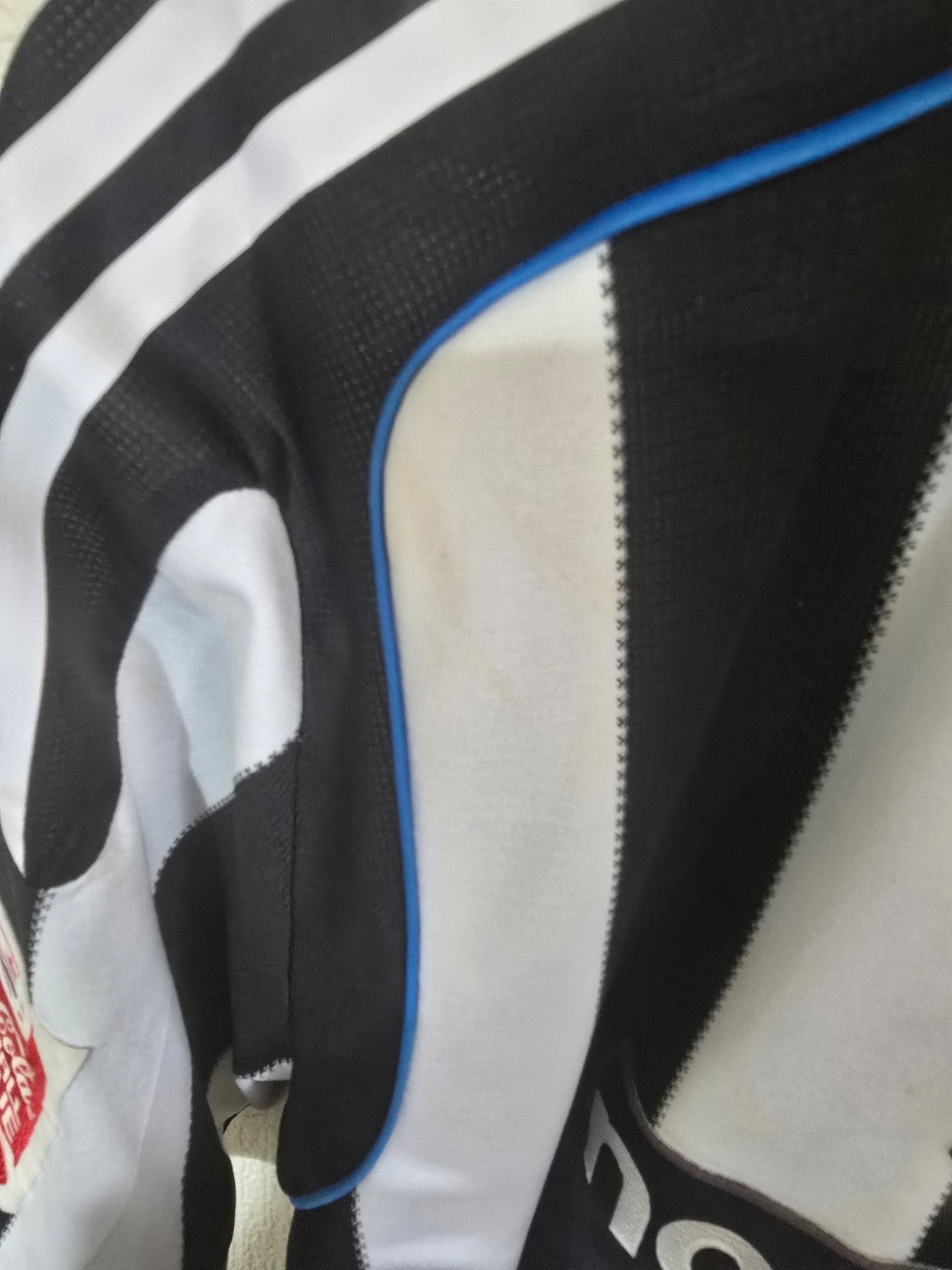 Newcastle United Adidas 2009/10 Nicky Butt matchworn & signed home shirt