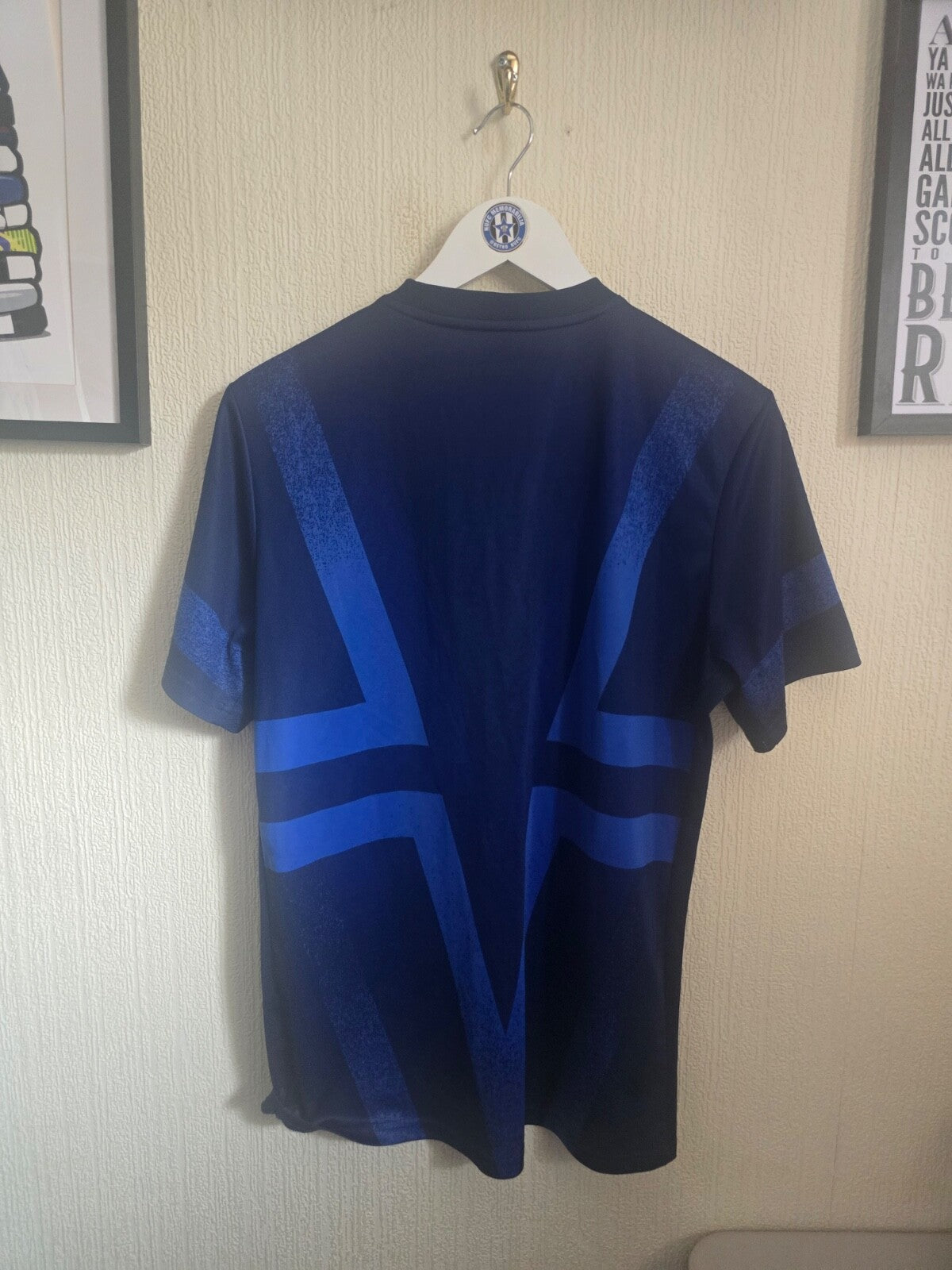 PSG Paris St Germain 2019/20 Nike pre game shirt, Medium