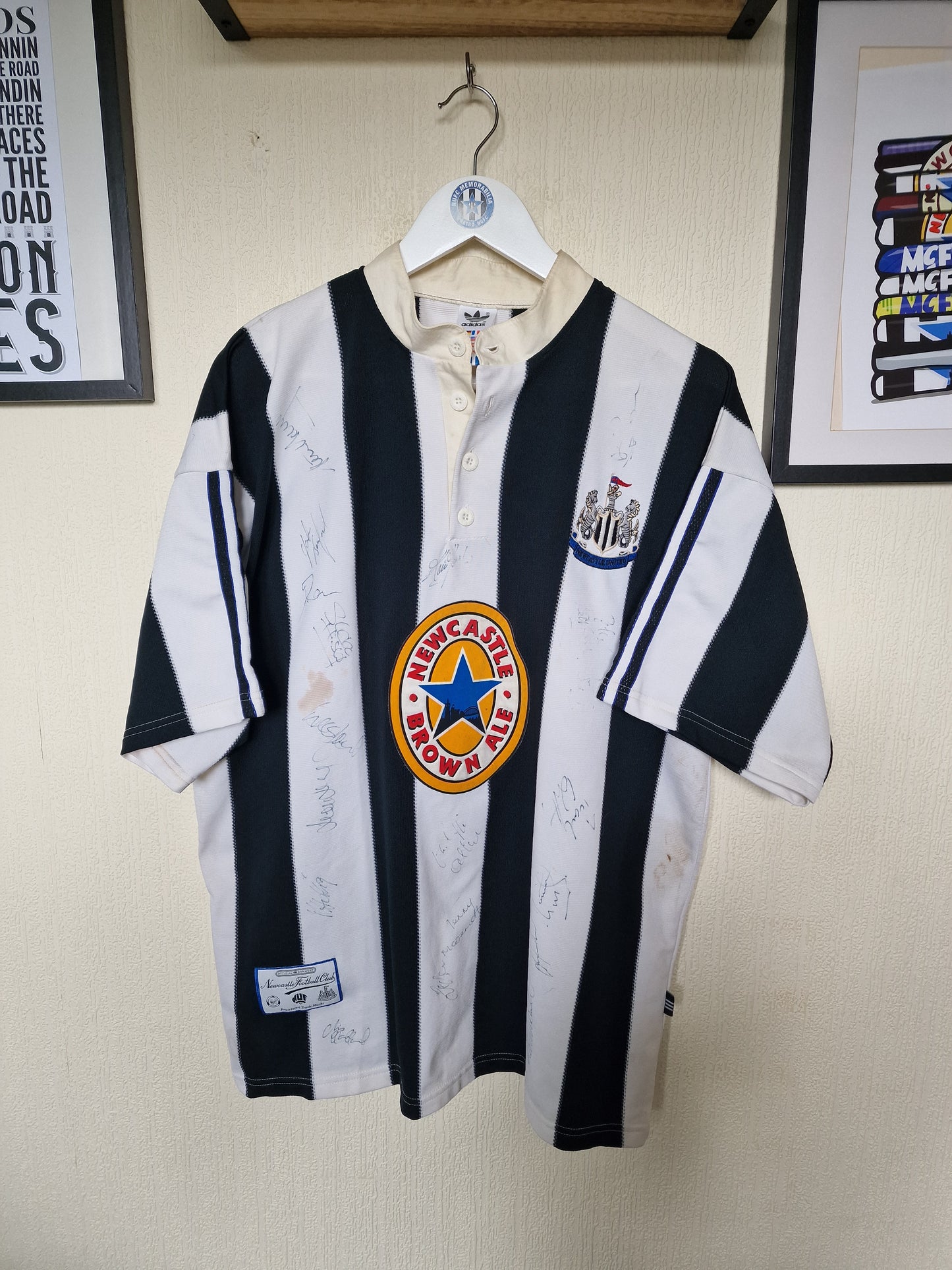 Newcastle United 1995/97 squad signed home shirt