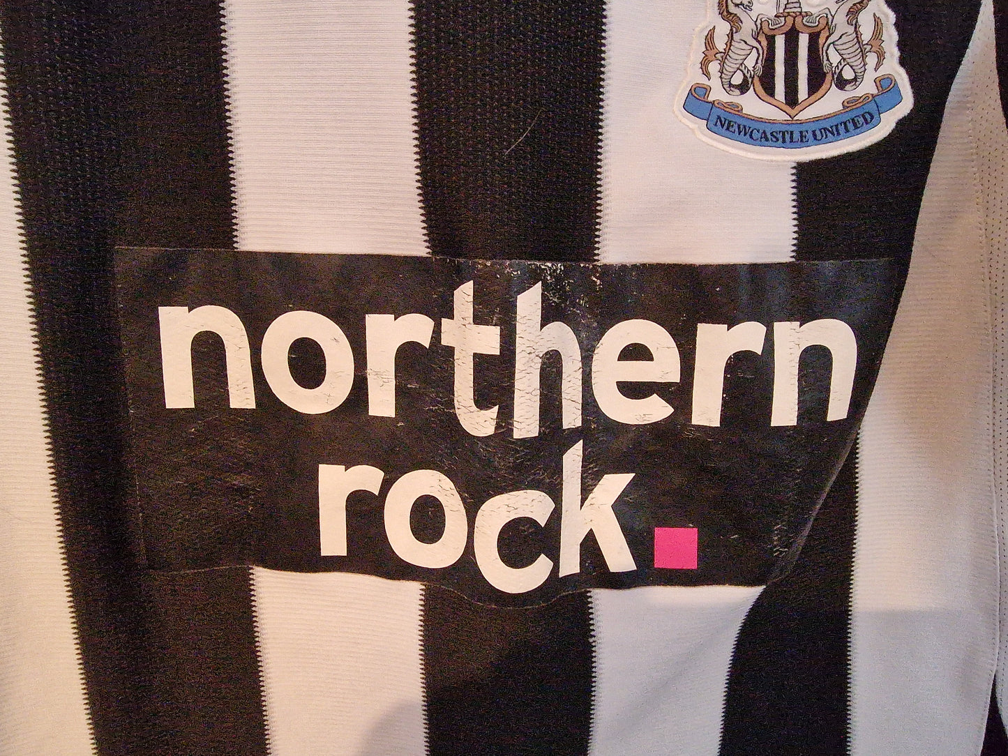 Newcastle United 2010/11 Long sleeved home shirt #4 NOLAN - Small