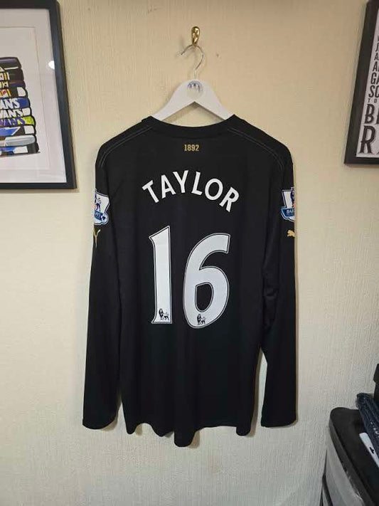 Newcastle United 2011/12 third shirt, Long Sleeved, player version BNWT #16 TAYLOR - XL