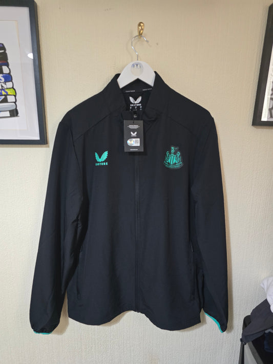 Newcastle United 2023/24 Coaches travel jacket - Multiple sizes