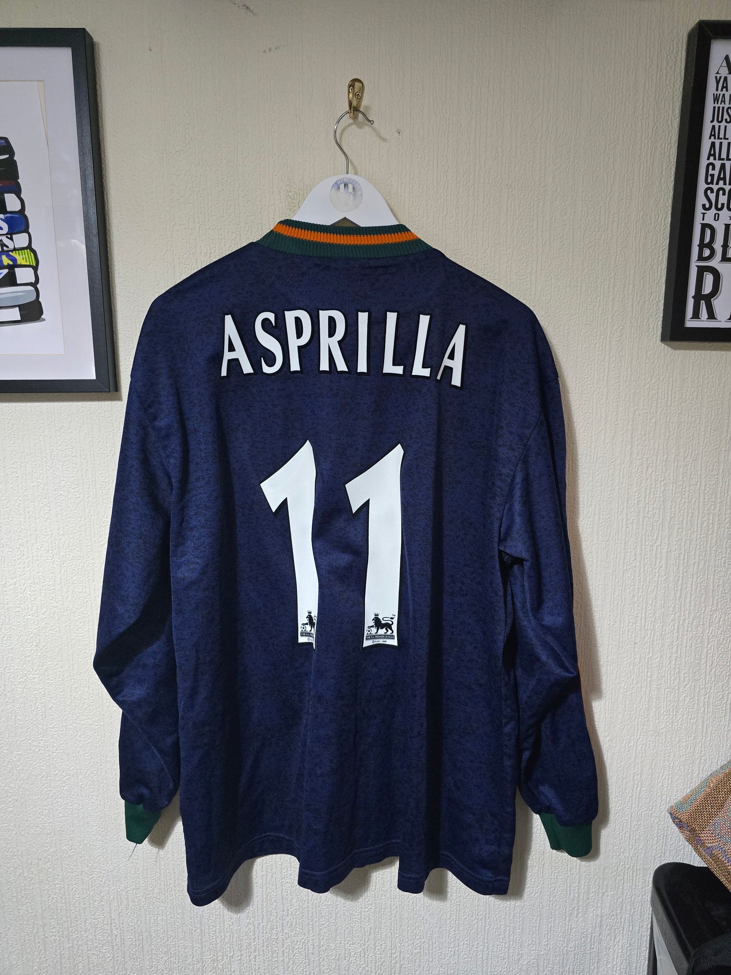 Newcastle United 1997/98 Long sleeved away shirt #11 ASPRILLA - XL