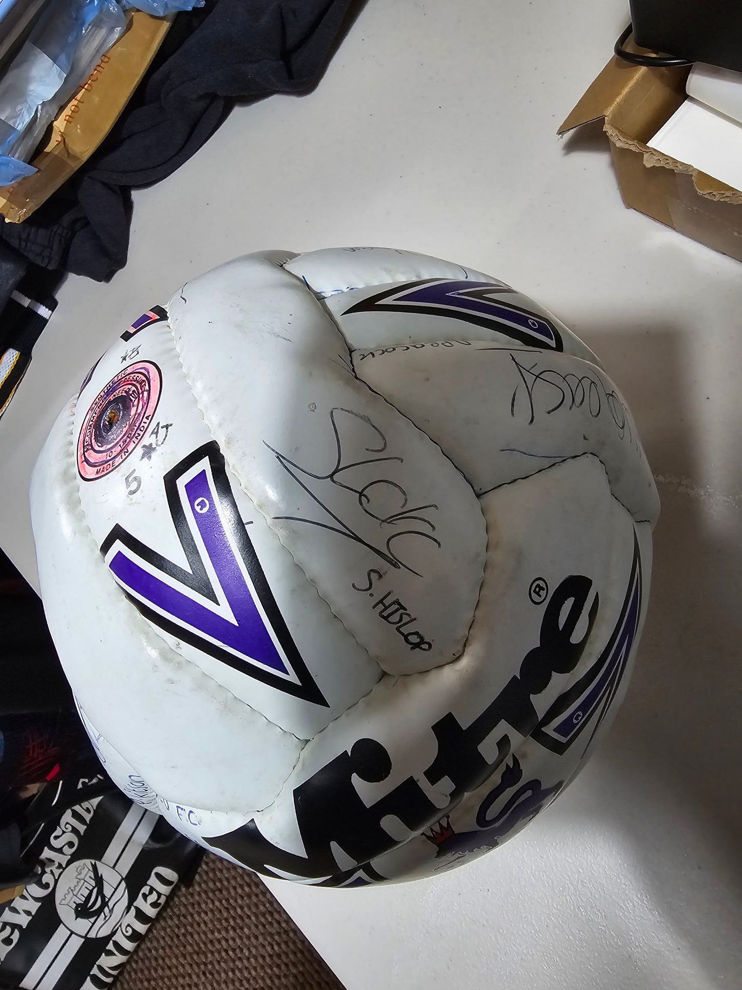 Newcastle United squad signed ball 1993/95