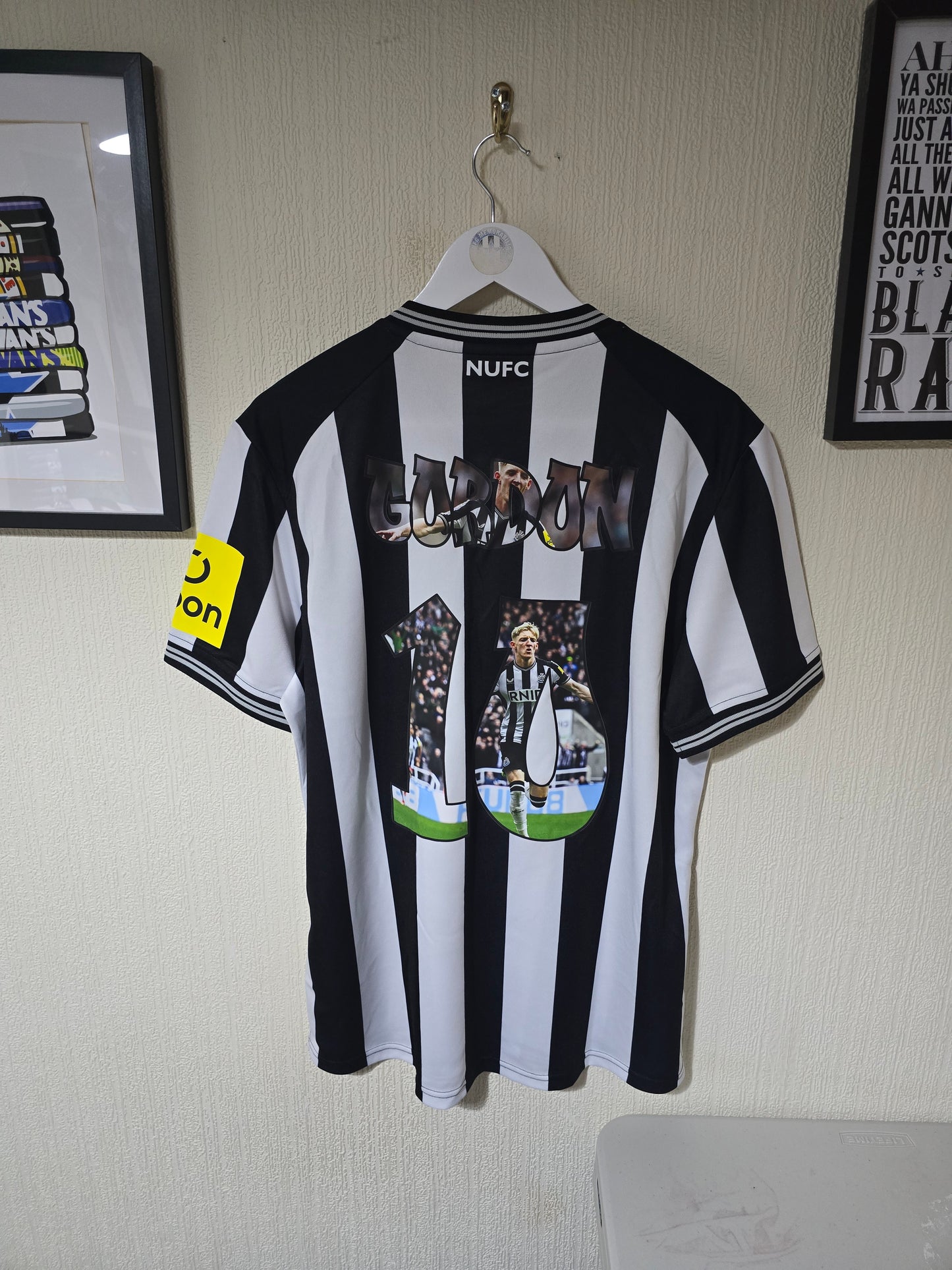 Newcastle United 2023/24 Anthony gordon custom shirt. BNWT - Large