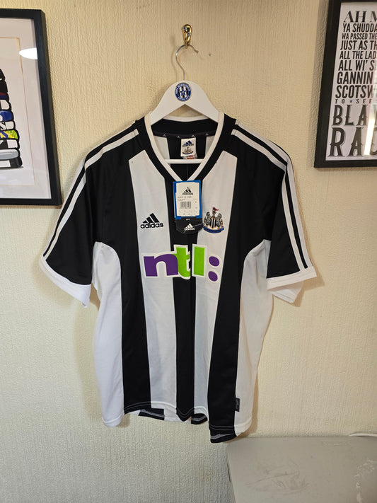 Newcastle United 2001/03 Home shirt, BNWT - Large