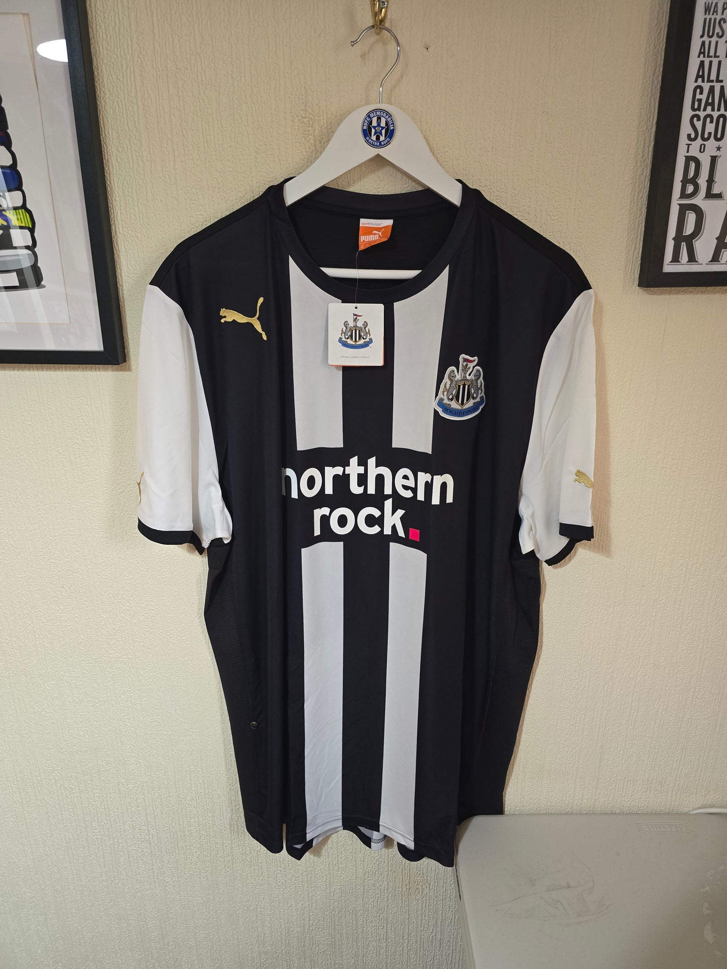 Newcastle United 2011/12 Home Shirt, BNWT, #4 CABAYE - XXL