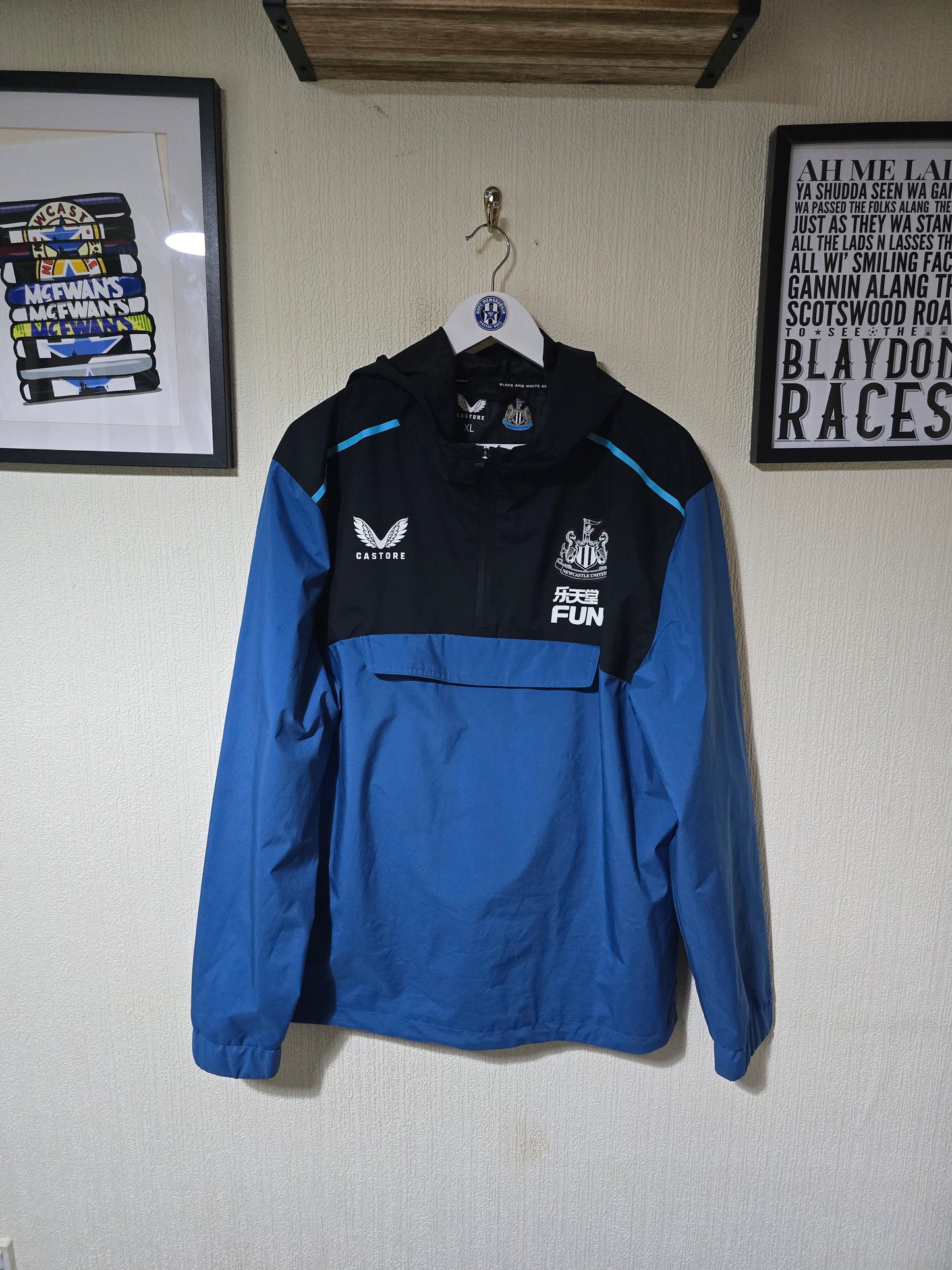 Newcastle United 2022/23 Hooded Drilltop - XL