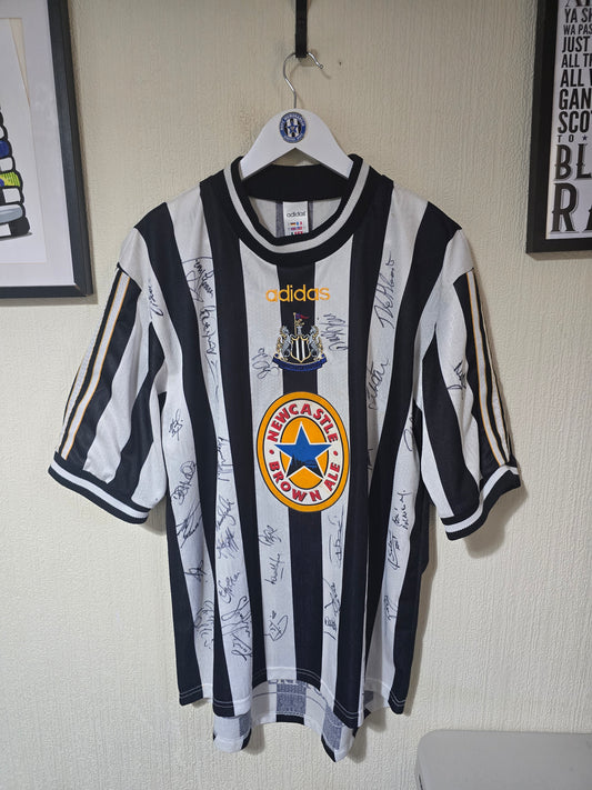 Newcastle United 1997/99 Adidas Home Shirt, Squad signed.