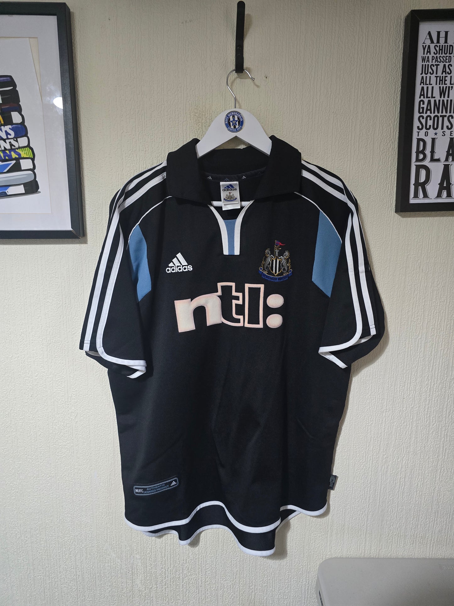 Newcastle United 2000/01 Adidas Away Shirt #15 SOLANO - Large