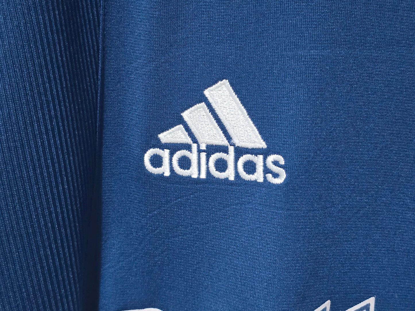 Newcastle United 2004/05 Adidas Training Shirt - 30/32