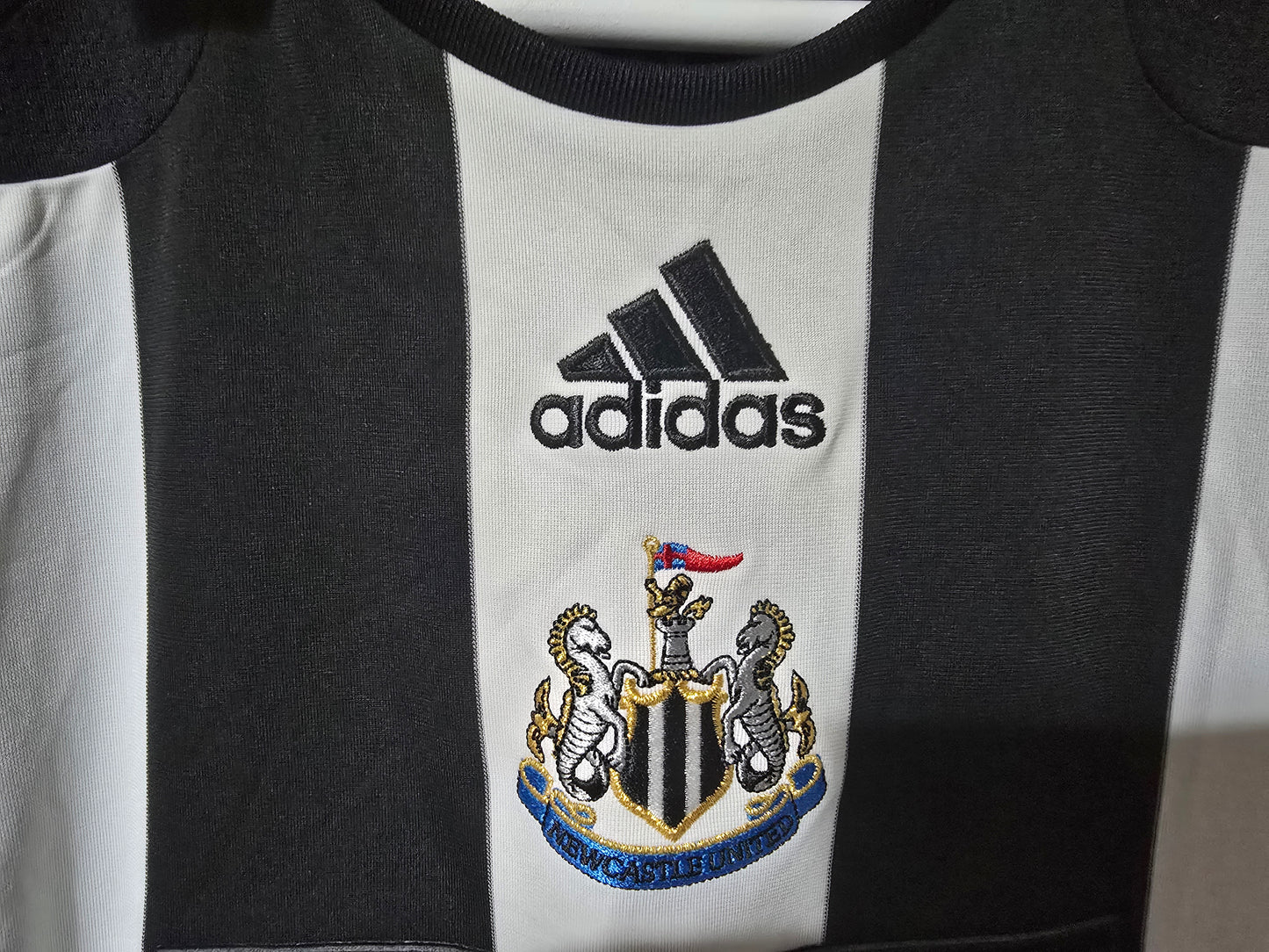 Newcastle United 2007/09 Adidas Home shirt - XS