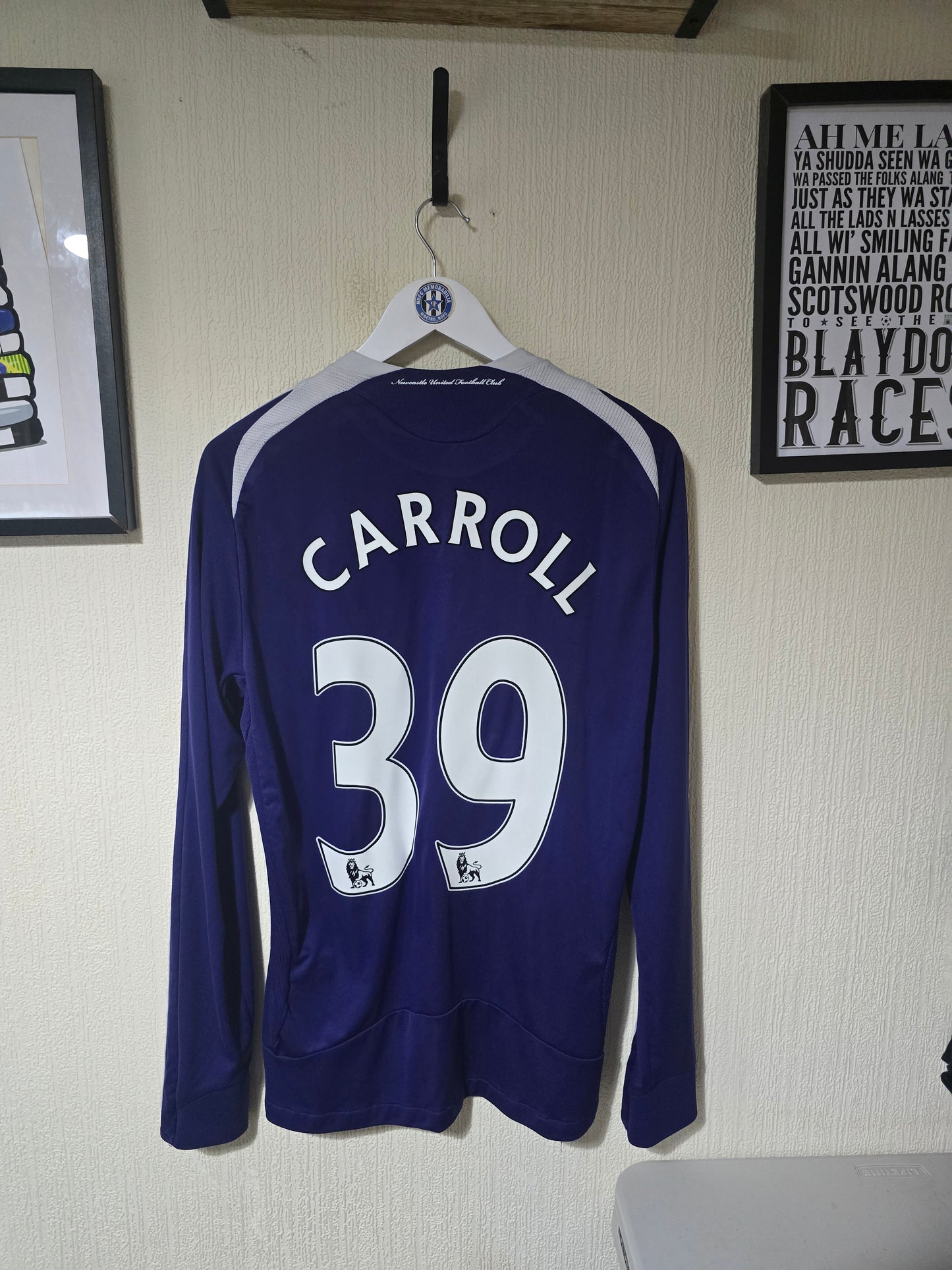 Newcastle United 2008/09 Adidas Away Shirt L/S #39 CARROLL - Medium