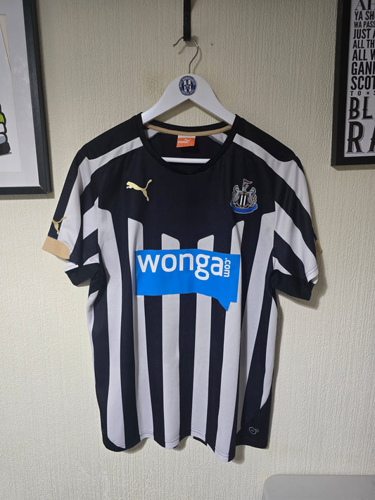 Newcastle United 2014/15 Puma Home Shirt - Medium