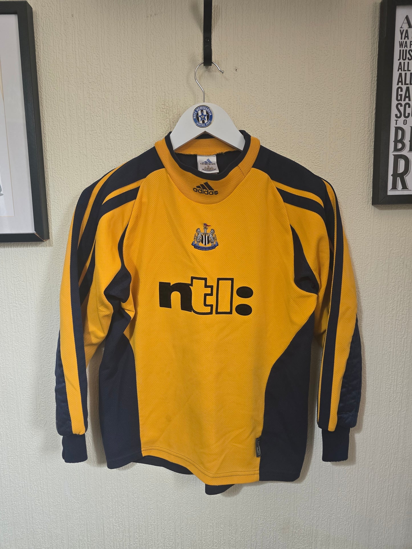 Newcastle United 2001/02 Adidas Keeper Shirt - XLB/XS
