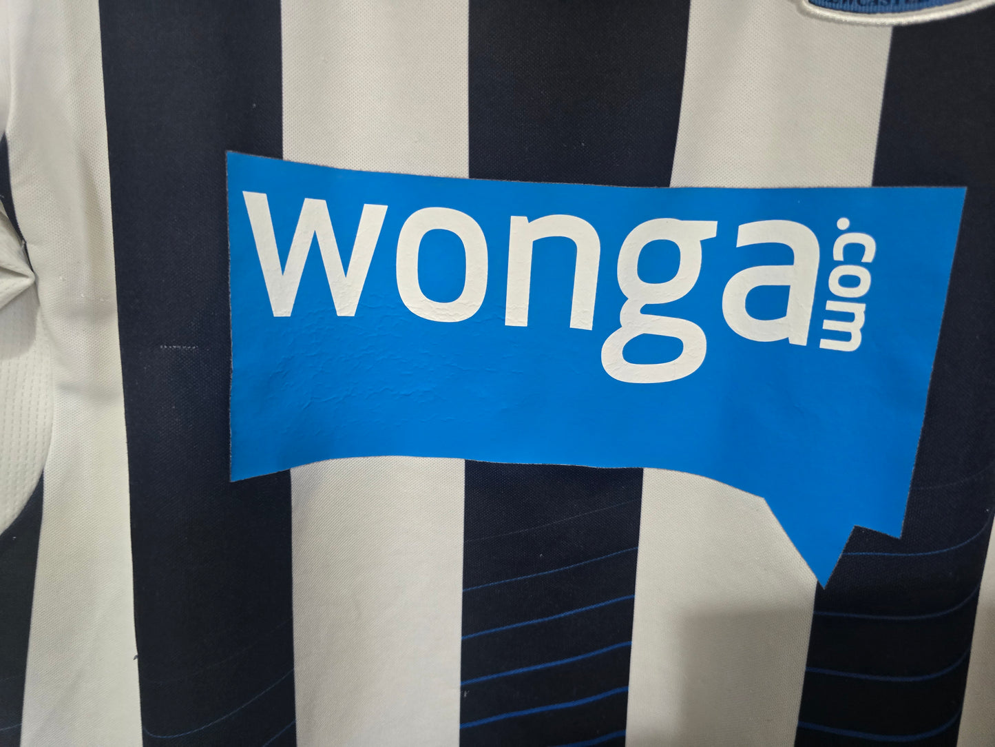 Newcastle United 2015/16 Puma home shirt - Large