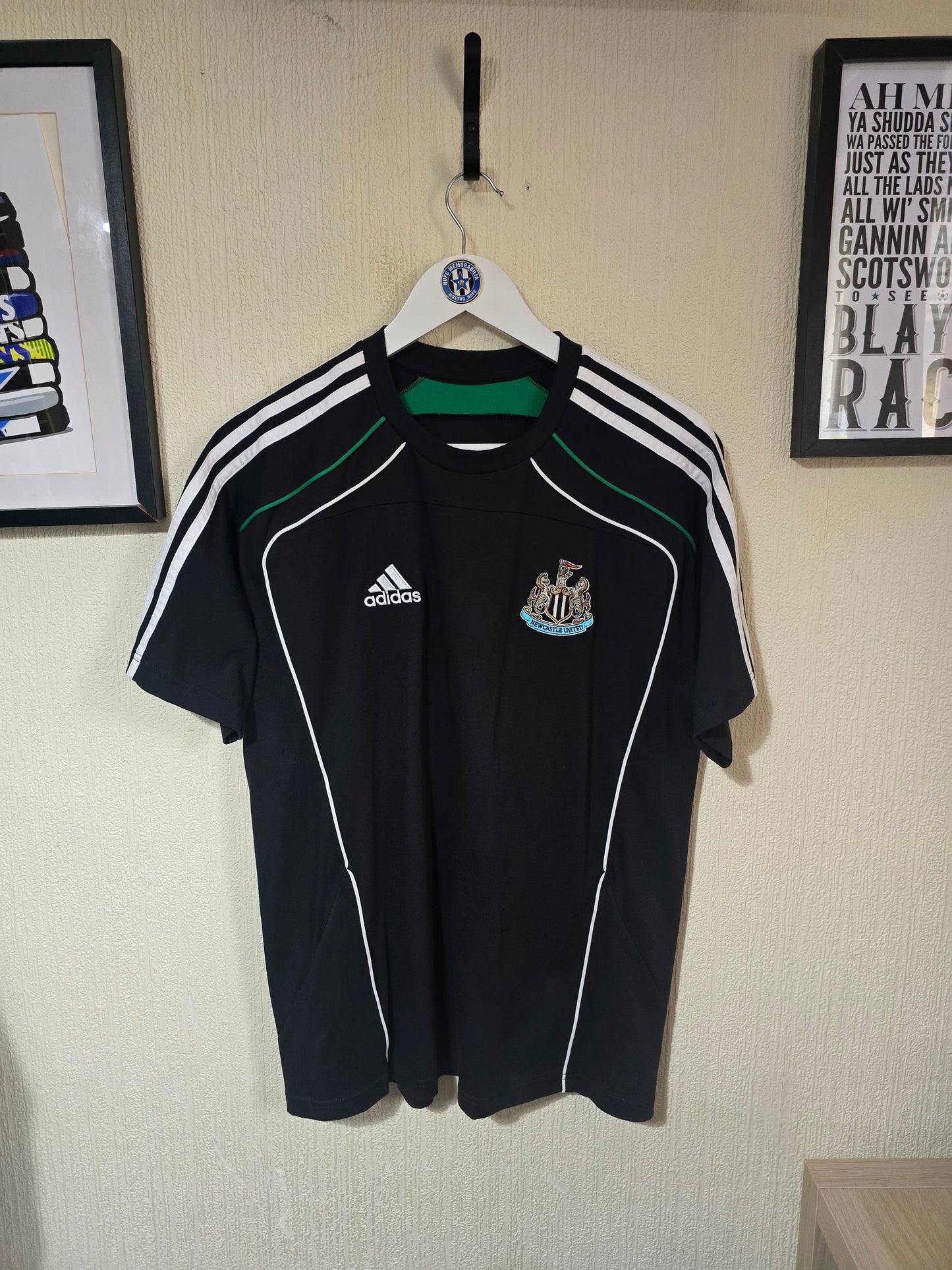 Newcastle United 2024/25 Adidas Urban Purist t shirt - Medium
