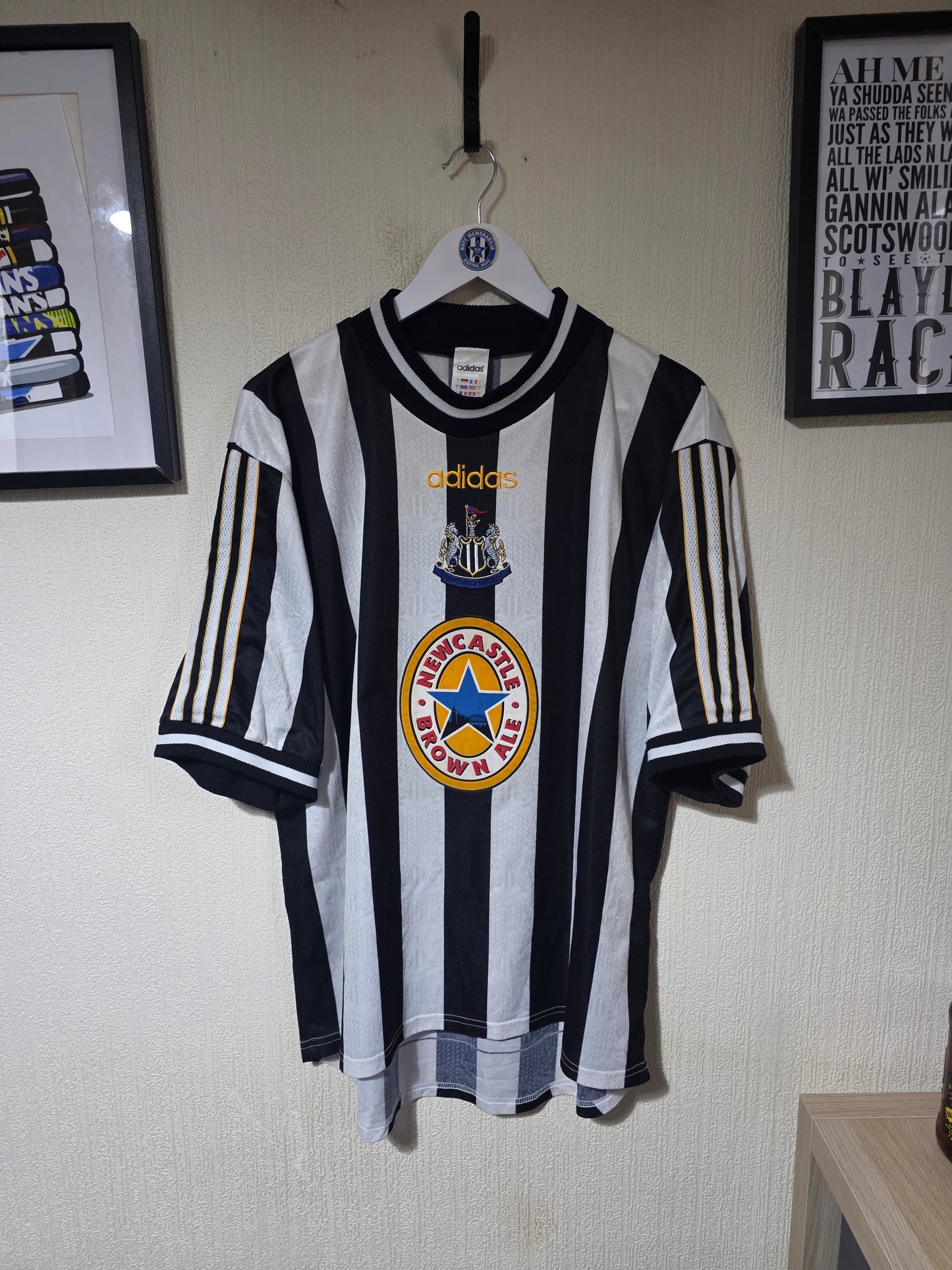 Newcastle United 1997/99 Adidas Home shirt, #16 TOMASSON - Large