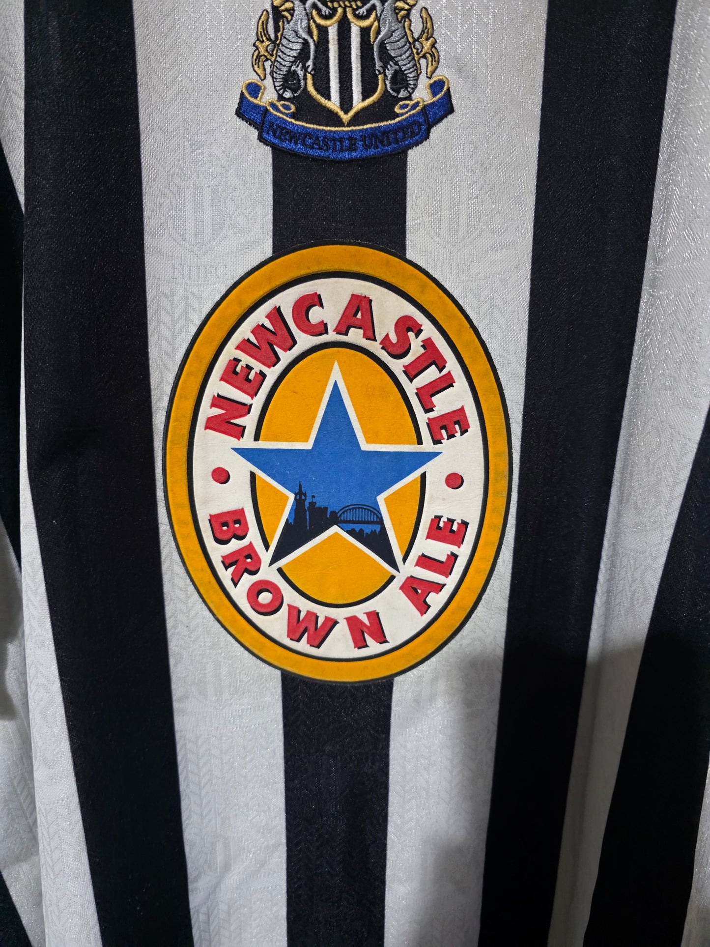Newcastle United 1997/99 Adidas Home shirt, #16 TOMASSON - Large