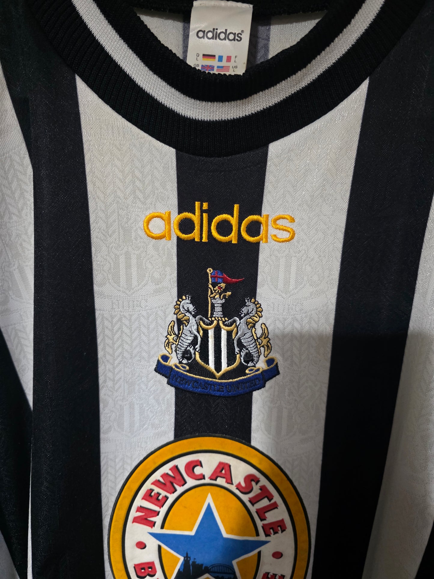 Newcastle United 1997/99 Adidas Home shirt, #16 TOMASSON - Large