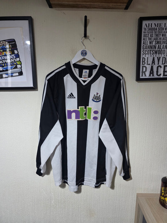 Newcastle United 2001/03 Adidas Long Sleeved Player Version Home shirt #17, Large