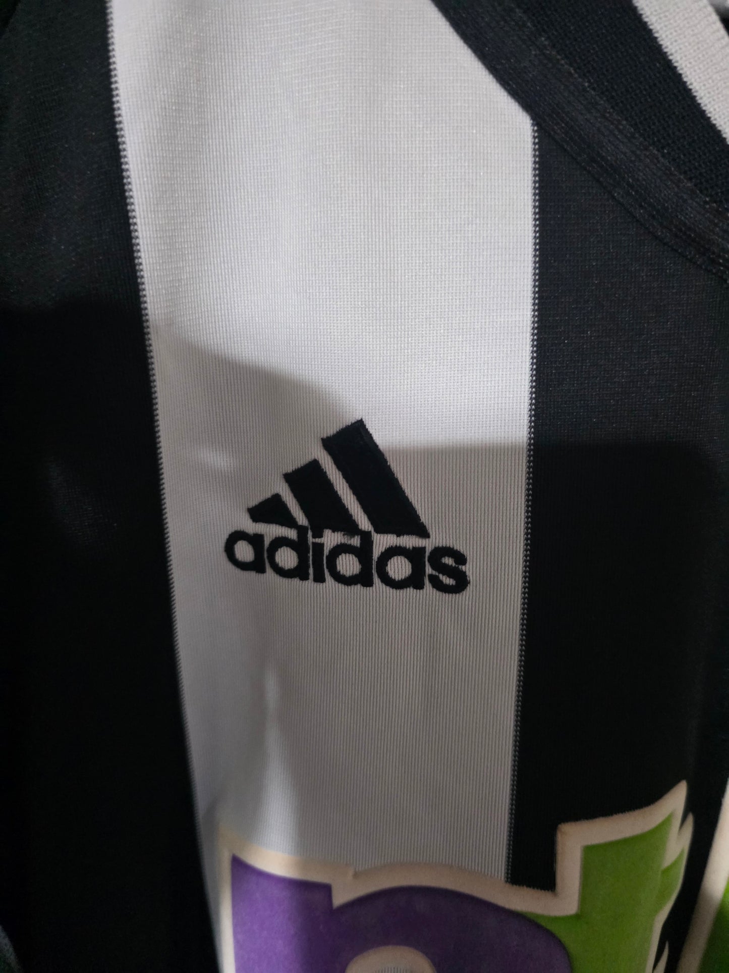 Newcastle United 2001/03 Adidas Long Sleeved Player Version Home shirt #17, Large