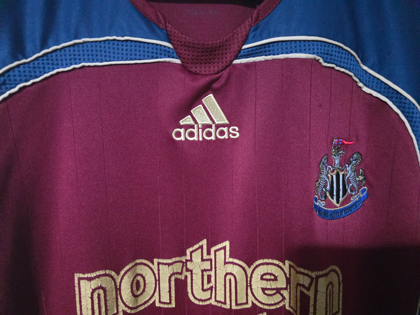 Newcastle United 2006/07 Adidas Away shirt - Medium