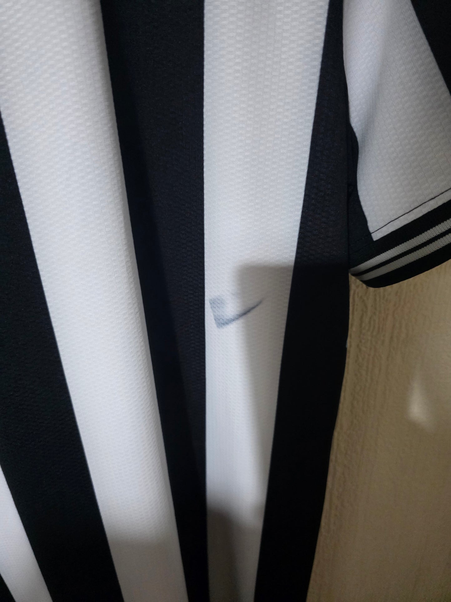 Newcastle United 2023/24 Castore Home Shirt BNWT - Medium