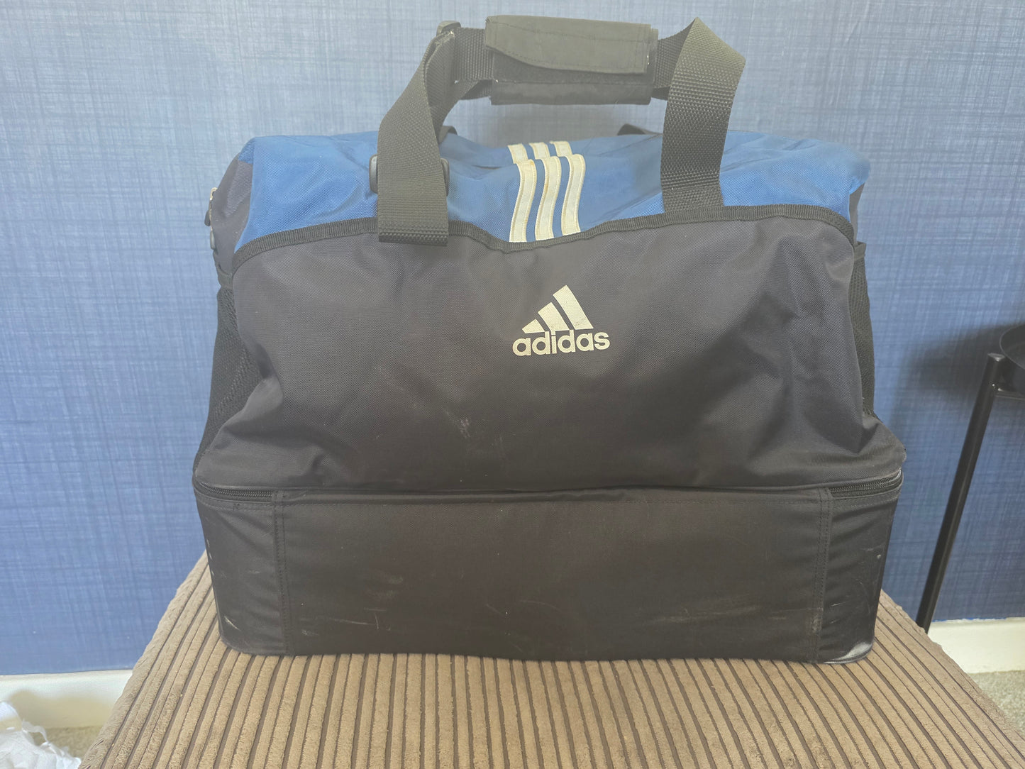 Newcastle United 00s Adidas Holdall
