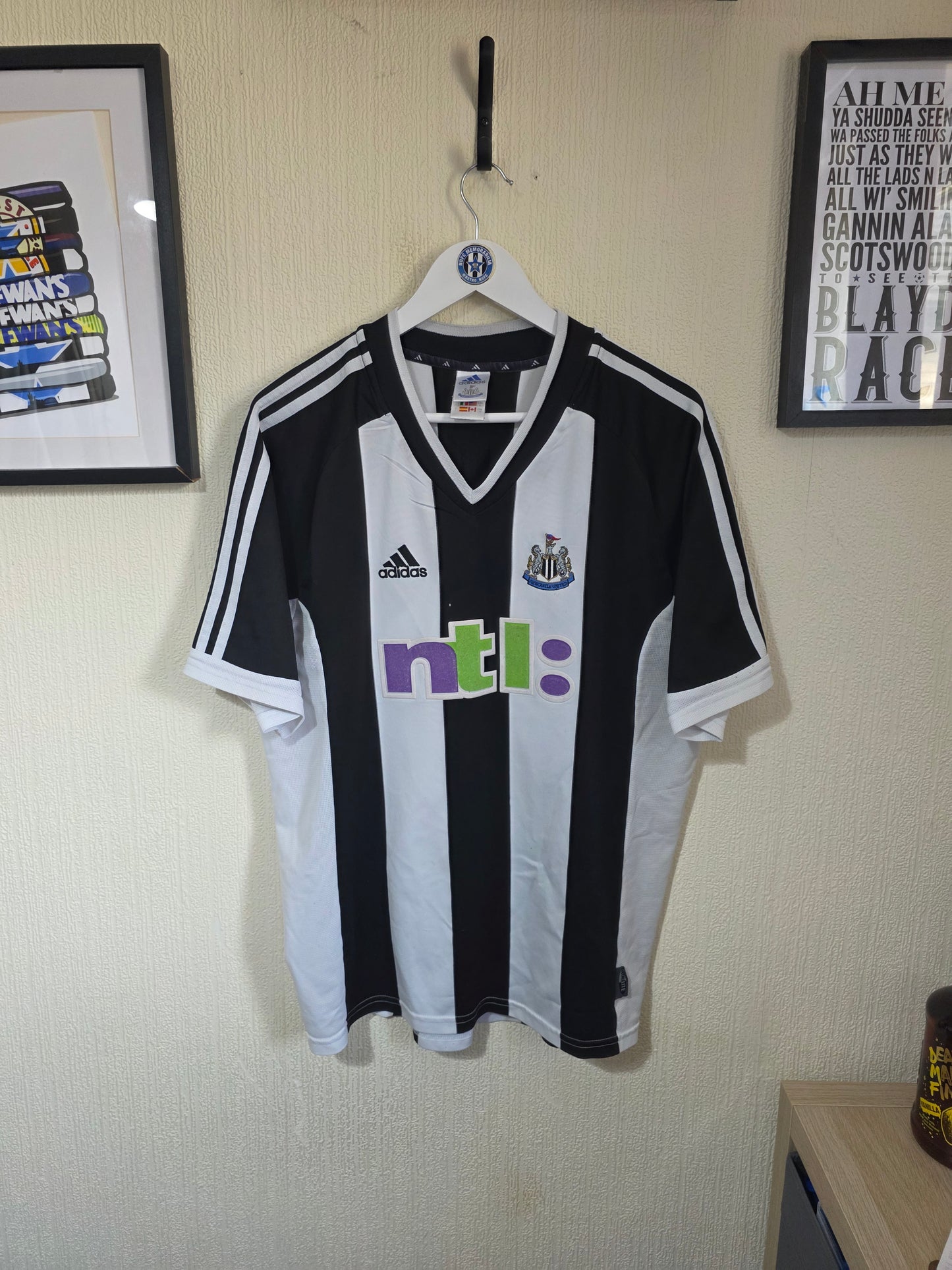 Newcastle United 2001/03 Adidas Home Shirt #11 SPEED - Large