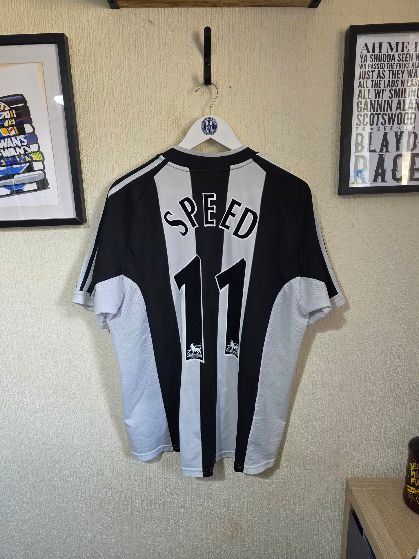 Newcastle United 2001/03 Adidas Home Shirt #11 SPEED - Large