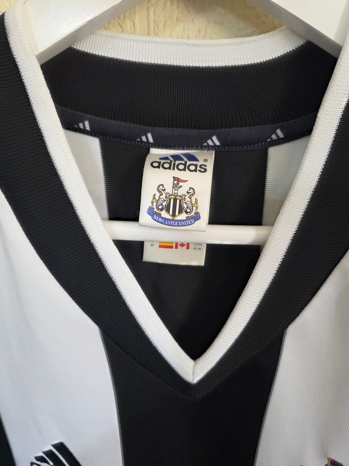 Newcastle United 2001/03 Adidas Home Shirt #9 SHEARER - Medium