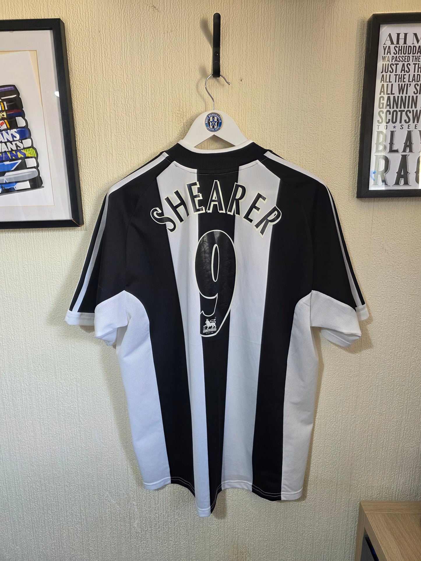 Newcastle United 2001/03 Adidas Home Shirt #9 SHEARER - Medium