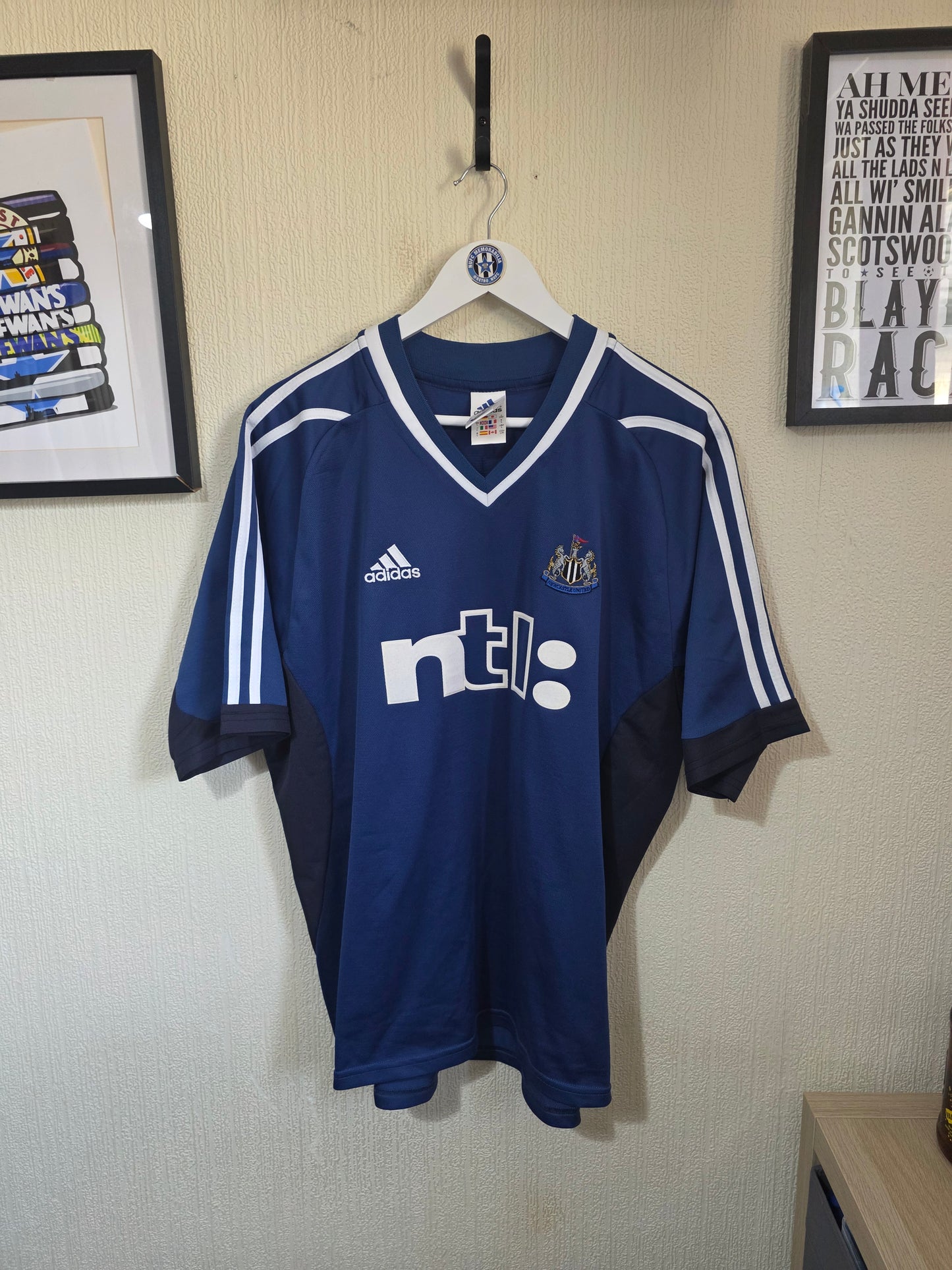 Newcastle United 2001/02 Adidas Away Shirt #23 AMEOBI - Large