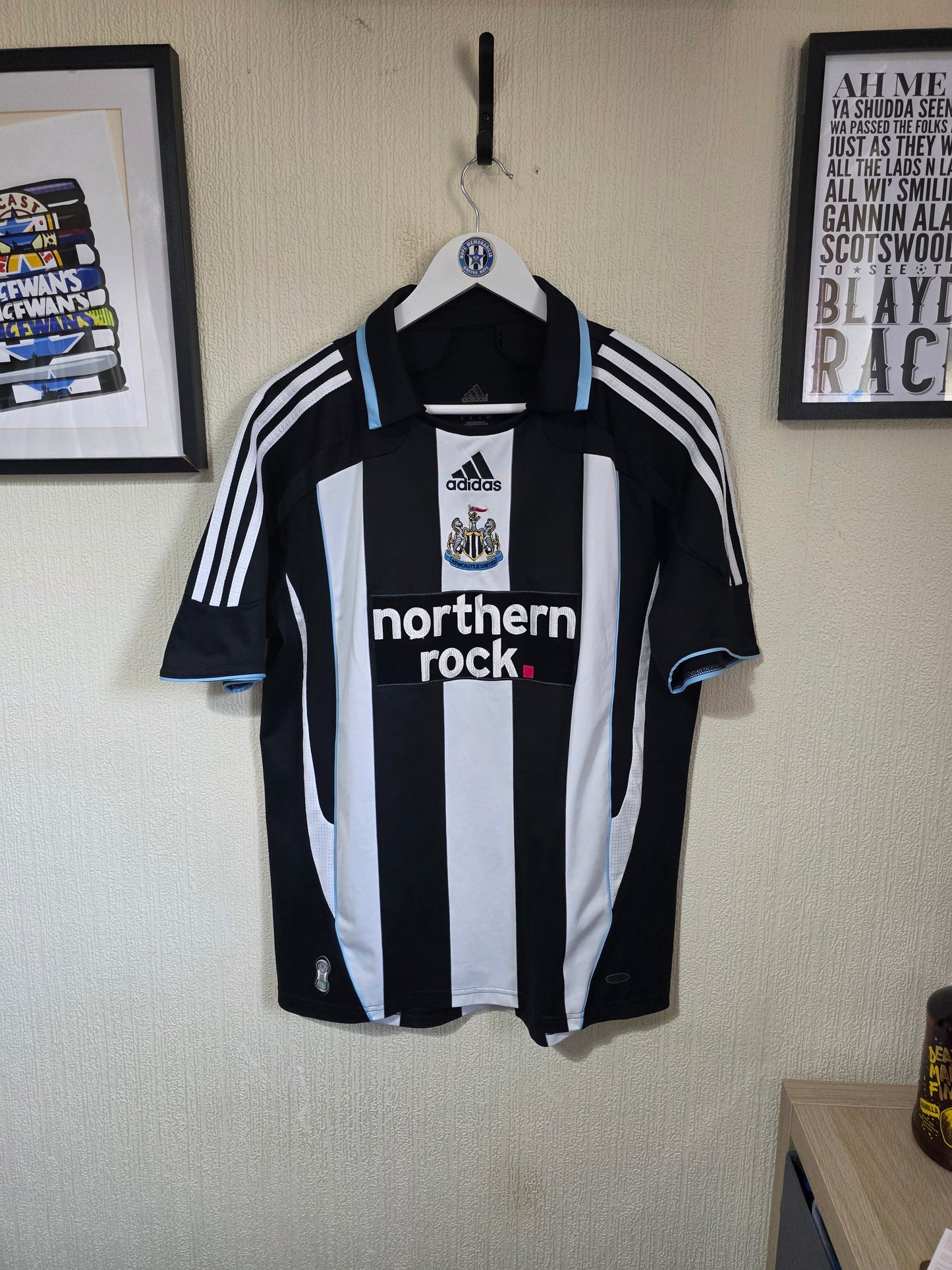 Newcastle United 2007/09 Adidas Home Shirt - Medium